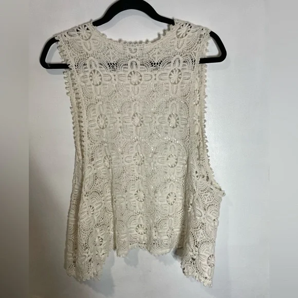 Imaginary Voyage crochet vest. - Picture 3 of 3
